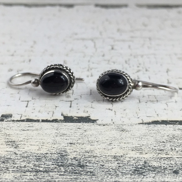 Vintage Sterling Silver Black Onyx Earrings - Picture 6 of 8